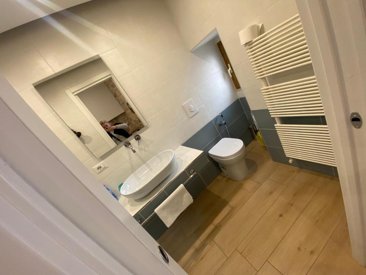 Dimora Del Carmine Hotel Bari Luaran gambar