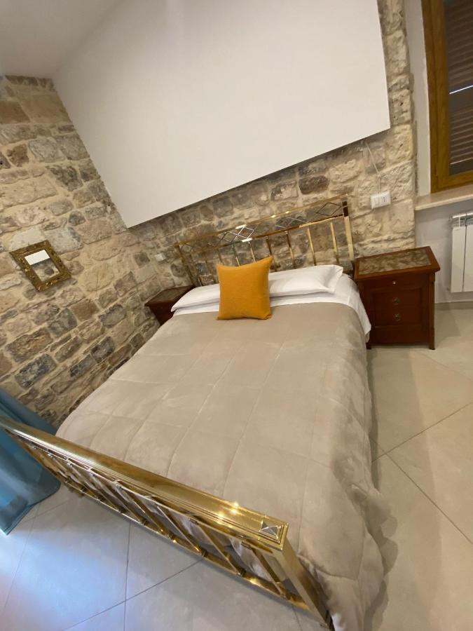 Dimora Del Carmine Hotel Bari Luaran gambar