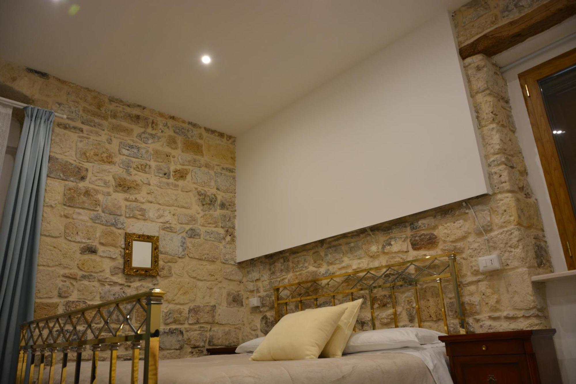 Dimora Del Carmine Hotel Bari Luaran gambar