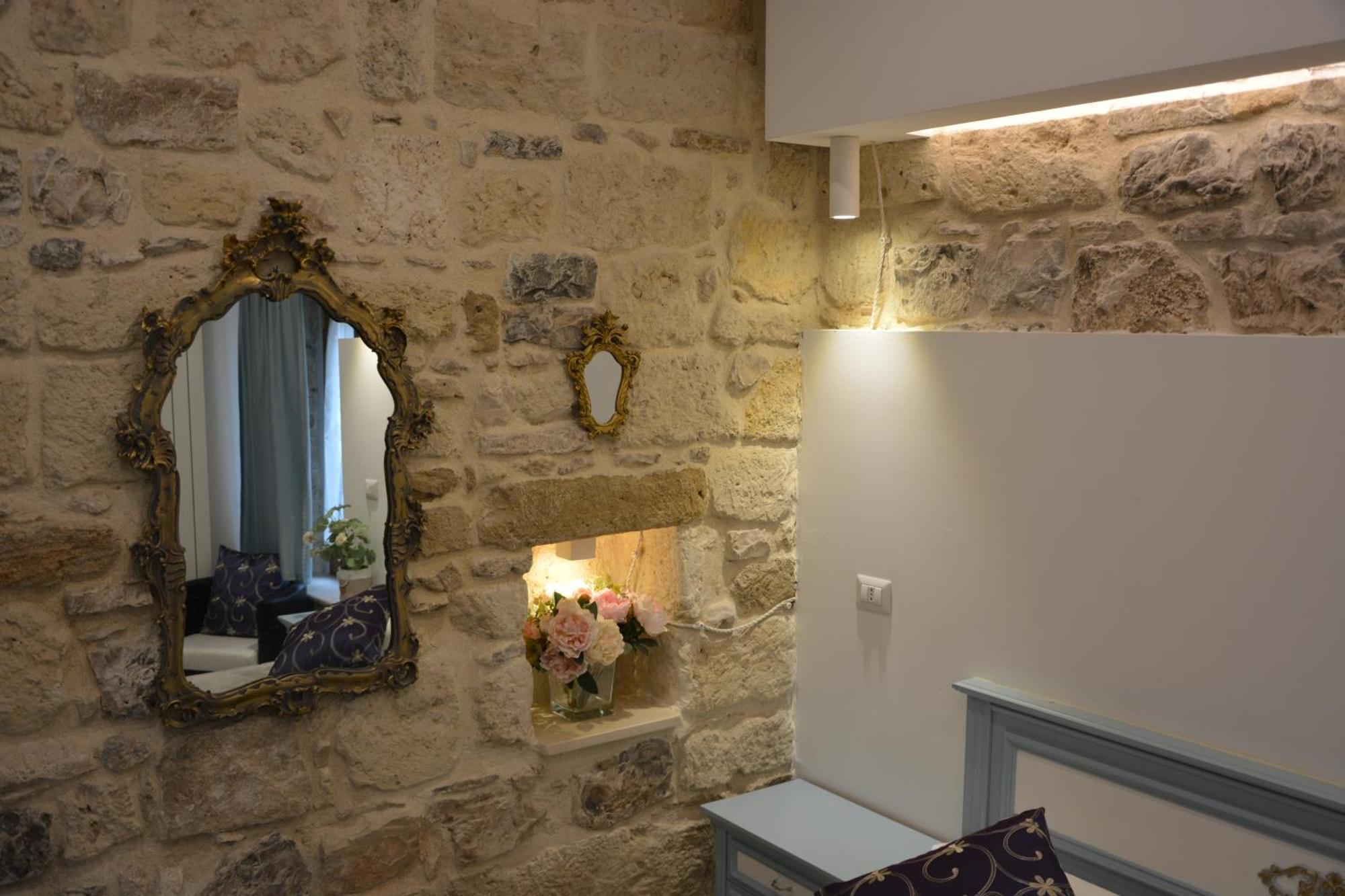 Dimora Del Carmine Hotel Bari Luaran gambar