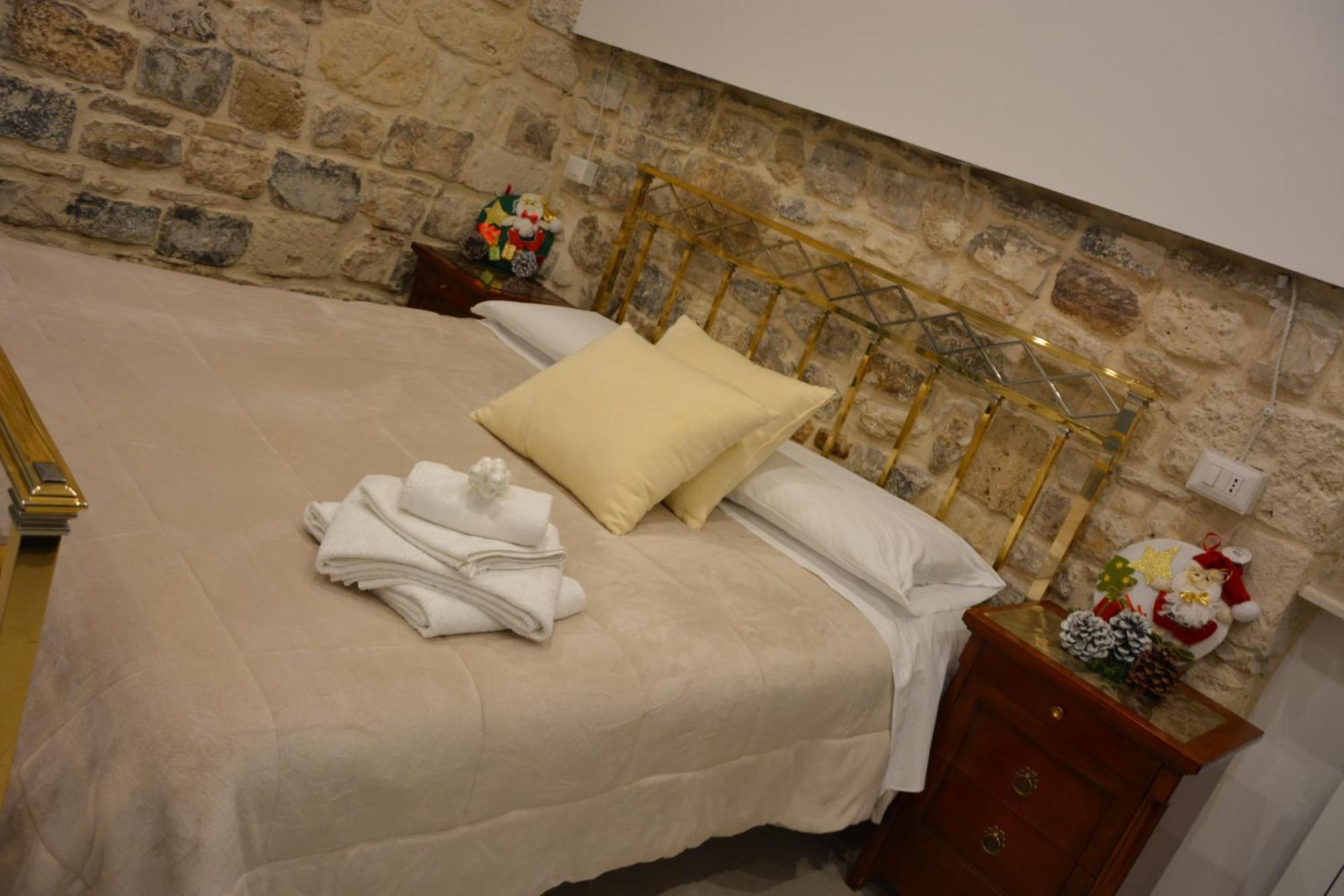 Dimora Del Carmine Hotel Bari Luaran gambar