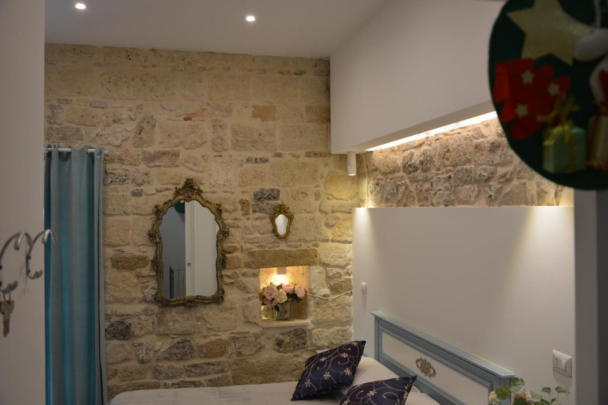 Dimora Del Carmine Hotel Bari Luaran gambar